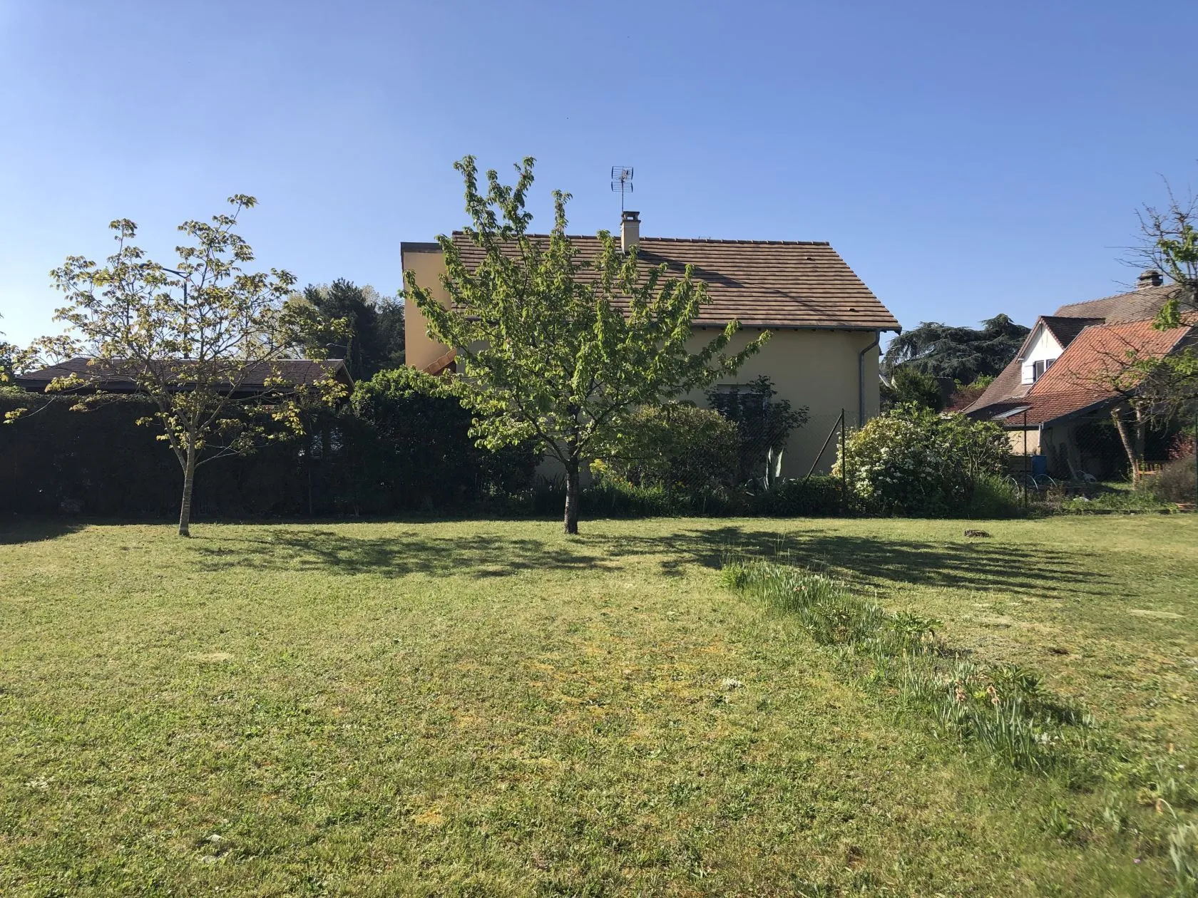 Terrain à bâtir 423 m² à Porcheville (78440)