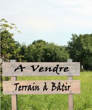 Terrain à bâtir 585 m² à Saint-Maurice-sur-Adour (40270)