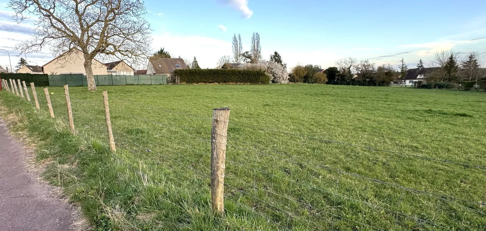 Terrain à bâtir à Dammartin-en-Serve
