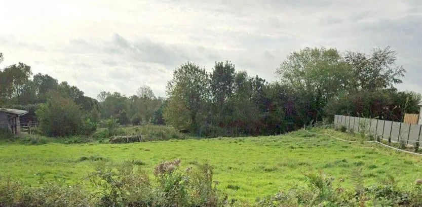 Terrain à bâtir 1090 m² à Cambernon (50200)