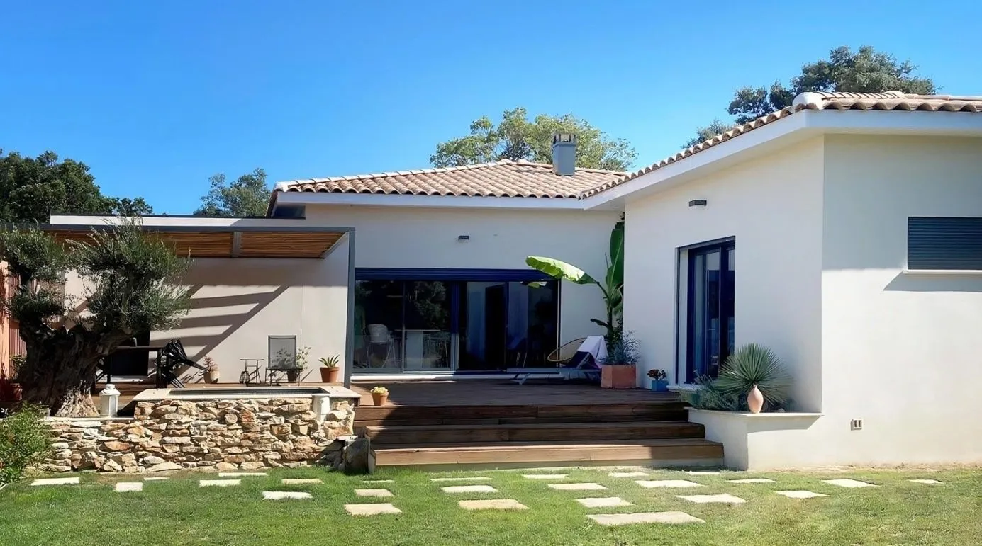 Terrain à bâtir 560 m² à Villeneuve-lès-Avignon (30400)