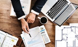 Trouver un prêt avec un courtier immobilier