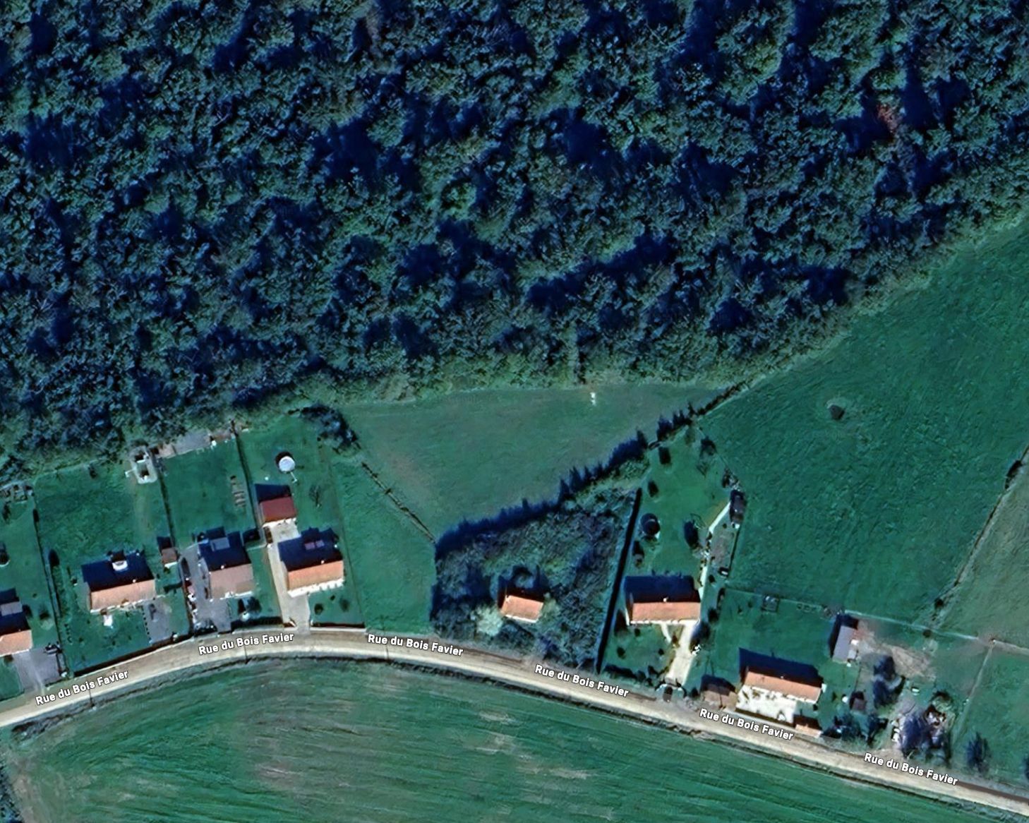 Terrain à bâtir 5570 m² à Gouise (03340)