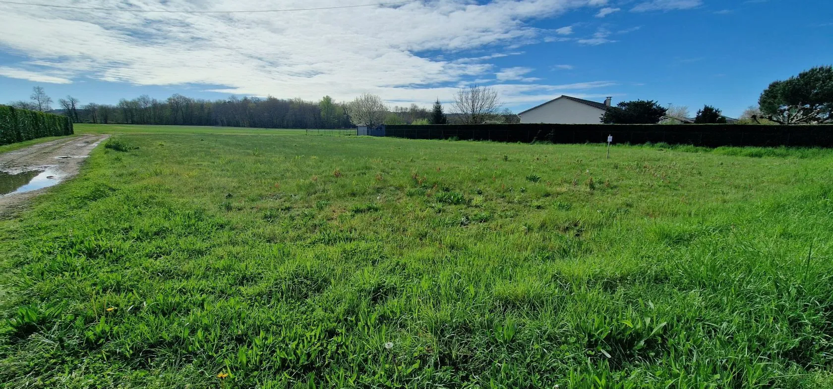 Terrain à bâtir 1226 m² à Marsaneix (24750)
