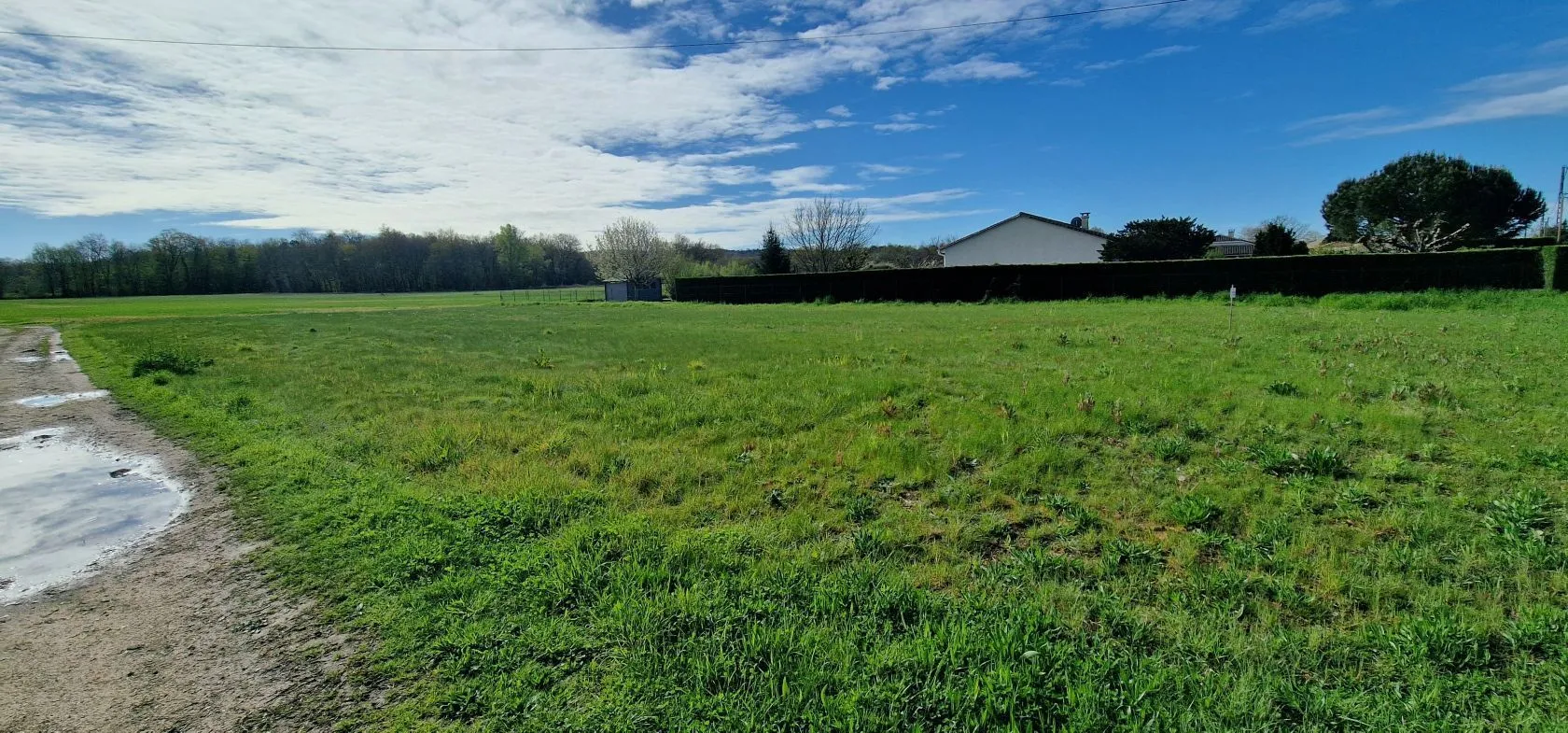 Terrain à bâtir 1226 m² à Marsaneix (24750)