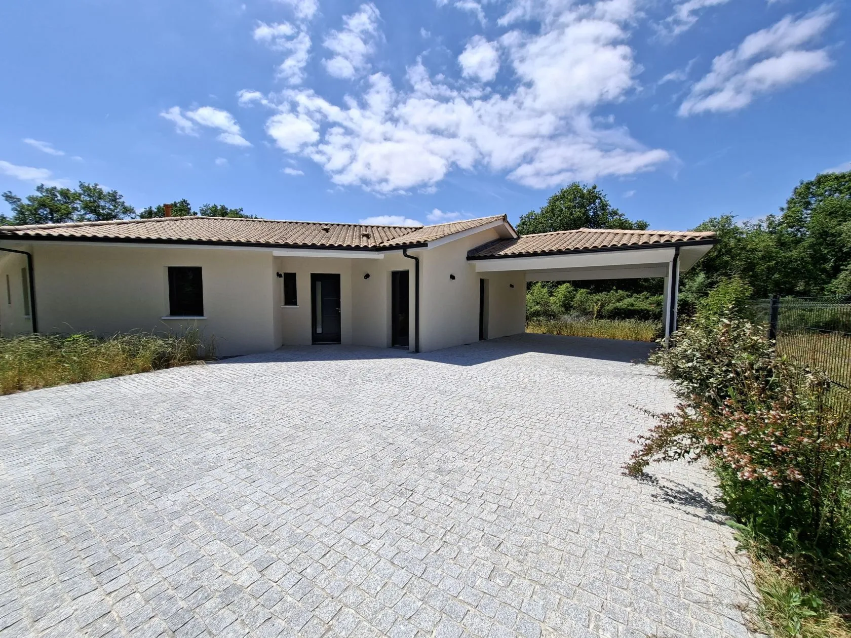 Maison neuve 130 m² à Saint-Aubin-de-Médoc (33160)