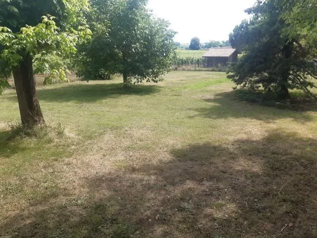 Terrain à bâtir à Hostens