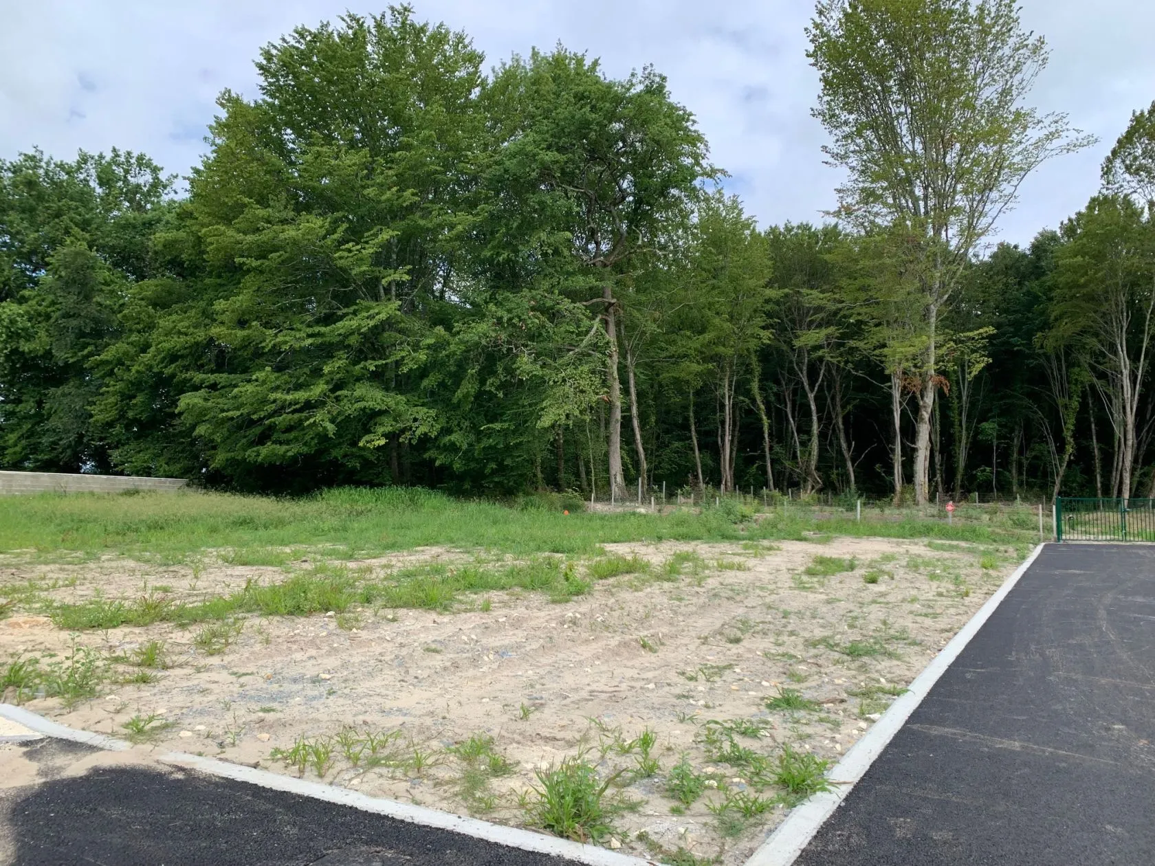 Terrain à bâtir 900 m² à Saint-Aubin-de-Médoc (33160)
