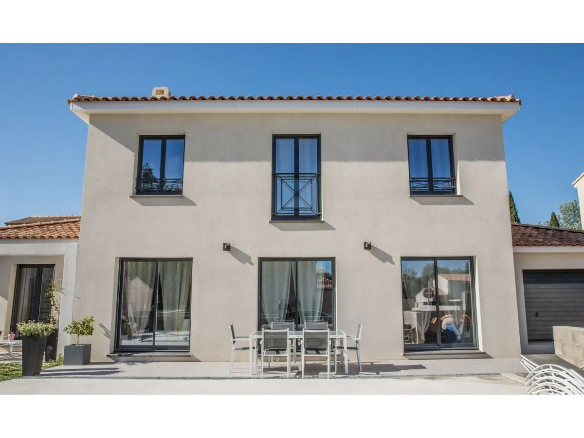 Maison neuve à Cabrières-d'Avignon