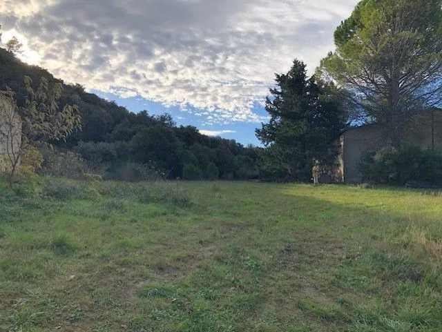 Terrain à bâtir 460 m² à Rochefort-du-Gard (30650)
