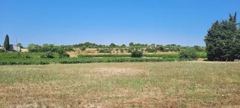 Terrain à bâtir 793 m² à Modène (84330)