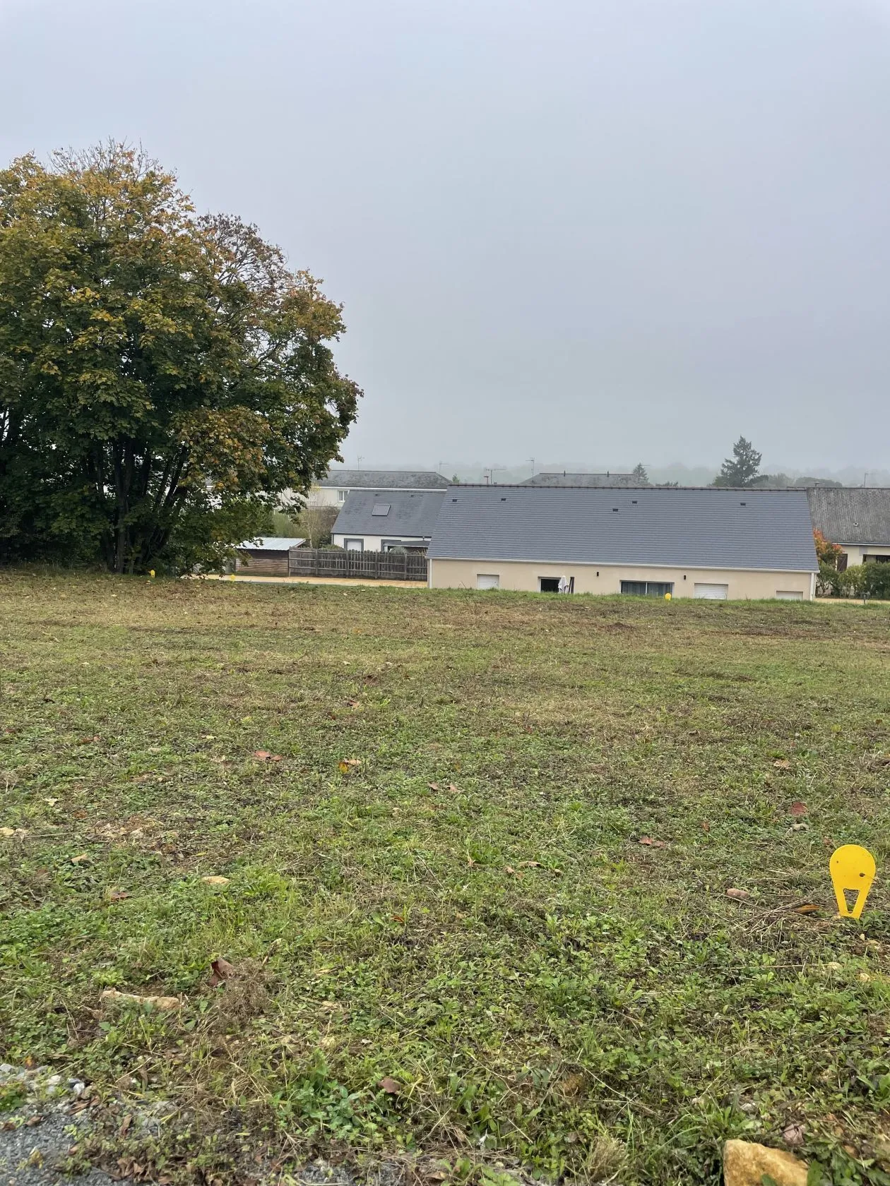 Terrain à bâtir 491 m² à Lézigné (49430)