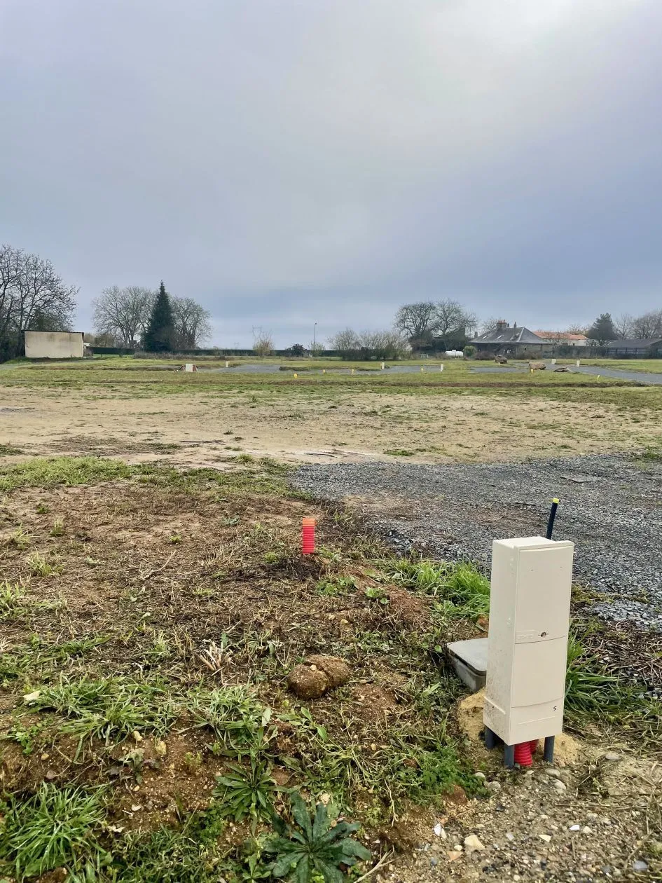 Terrain à bâtir 428 m² à Faveraye-Mâchelles (49380)