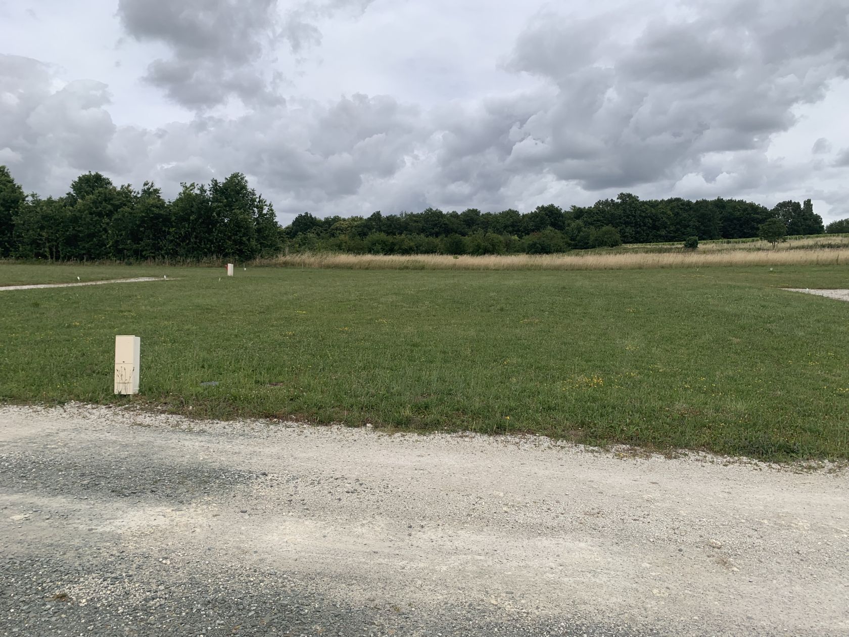 Terrain à bâtir 574 m² à Avy (17800)