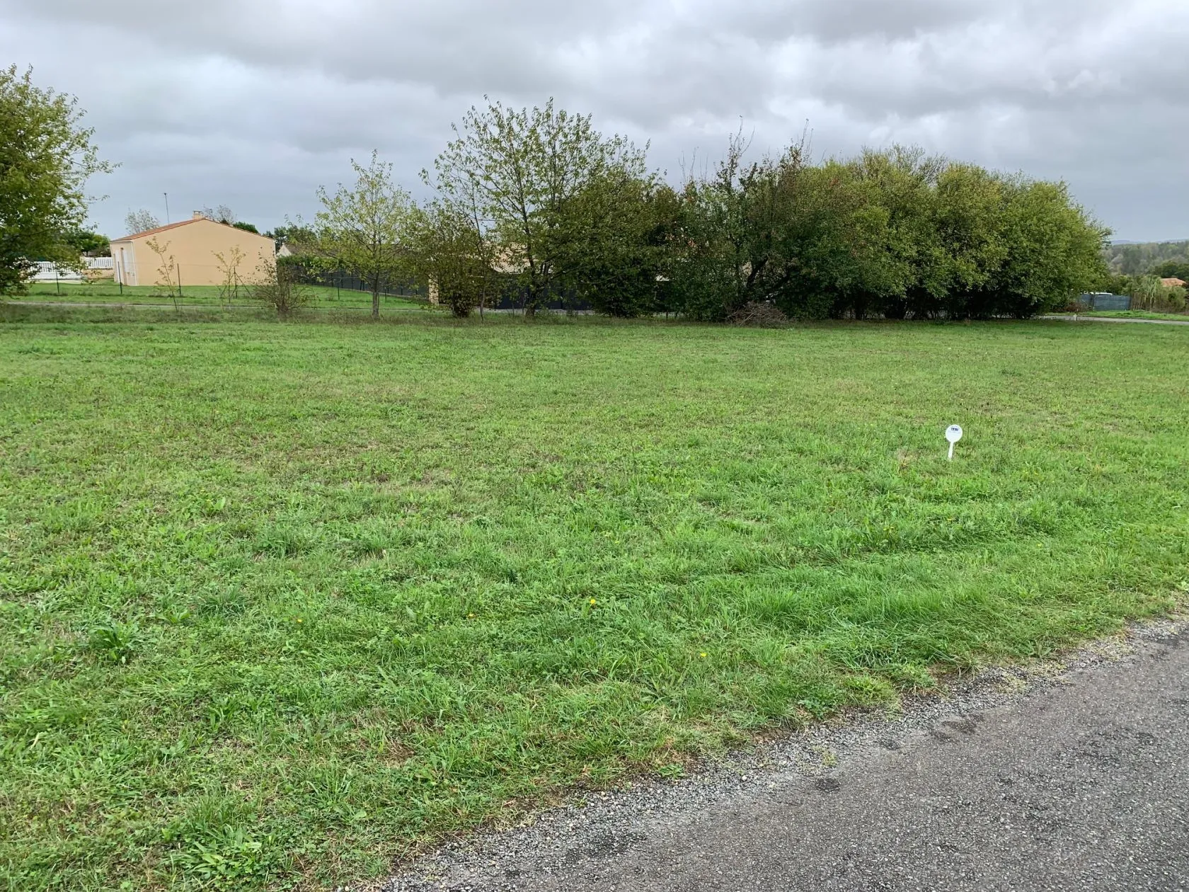 Terrain à bâtir 615 m² à Dompierre-sur-Charente (17610)