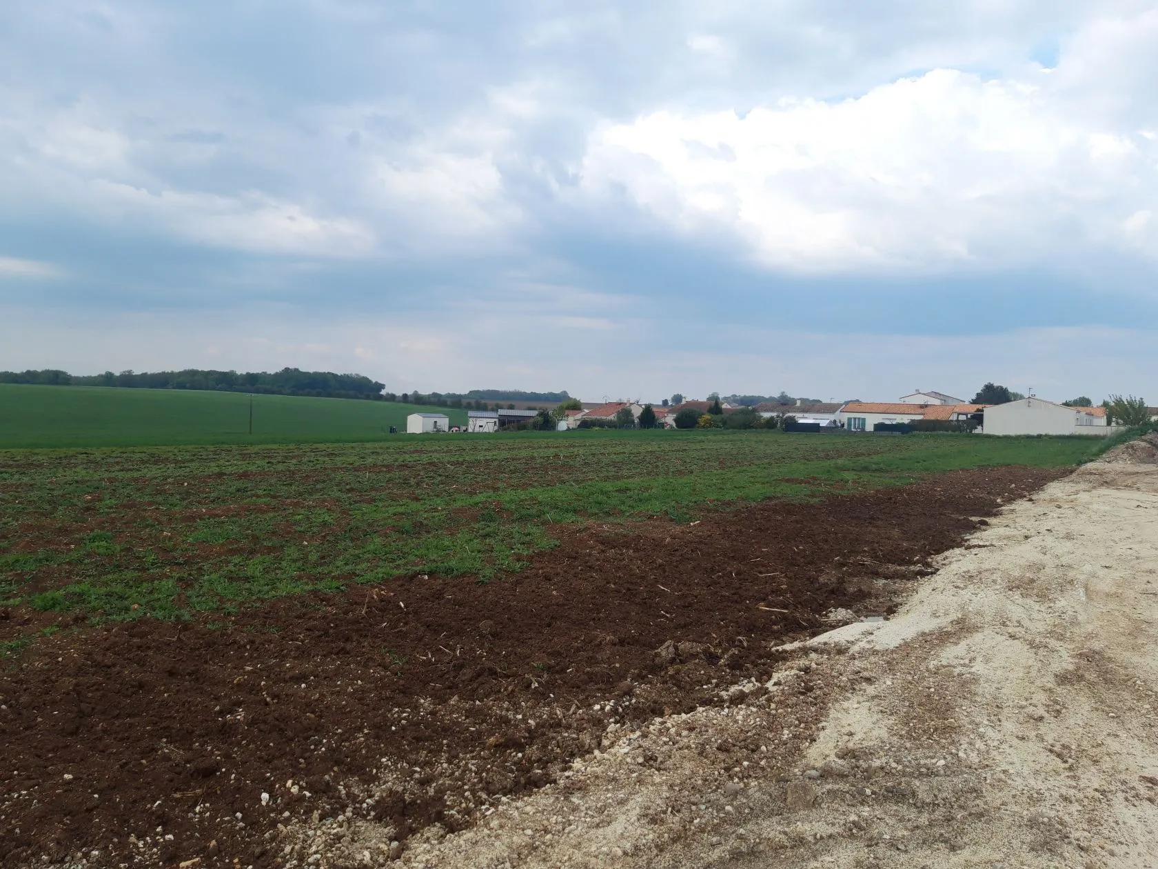 Terrain à bâtir 455 m² à Nieul-lès-Saintes (17810)