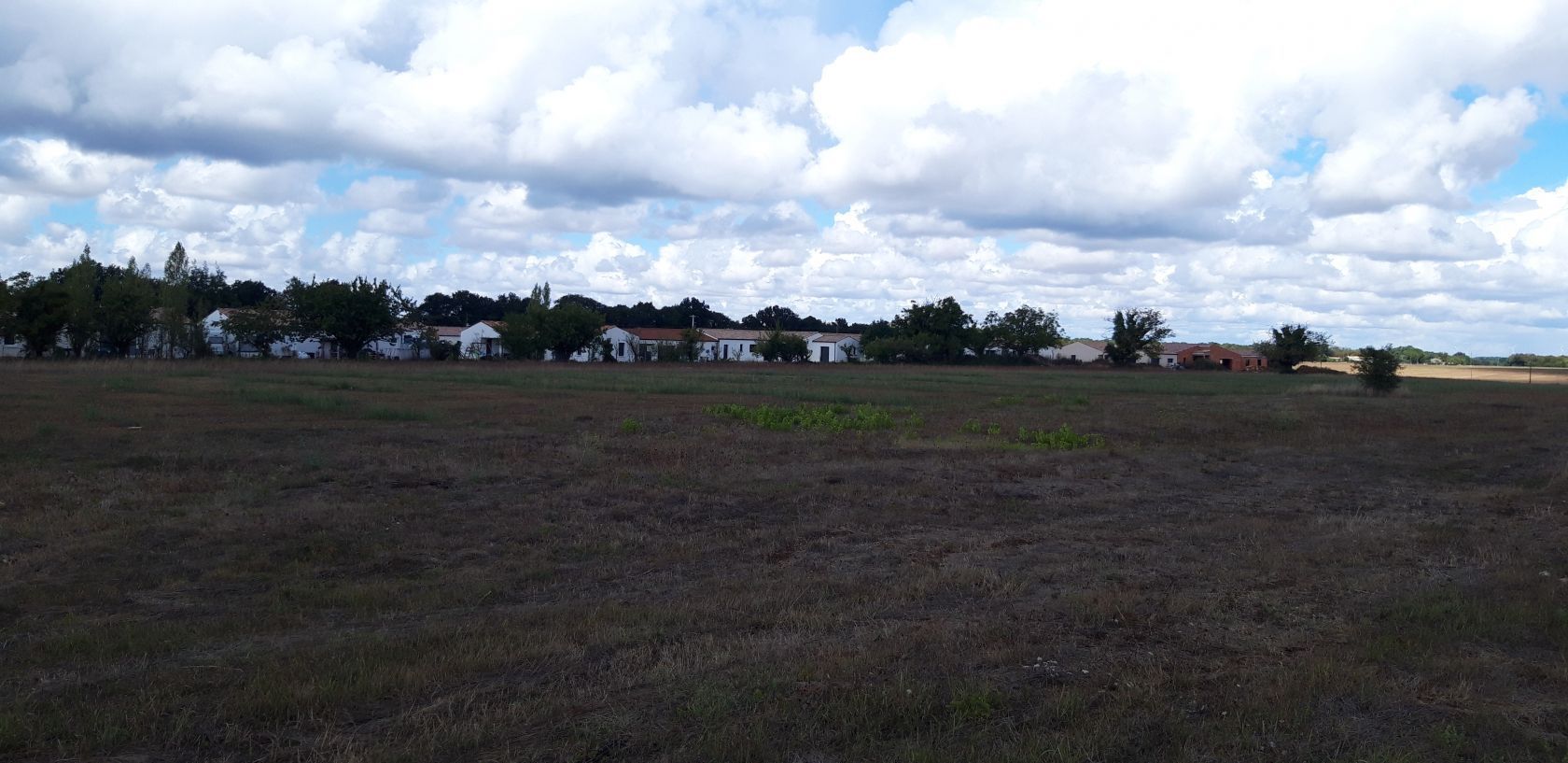 Terrain à bâtir 673 m² à Saint-Porchaire (17250)