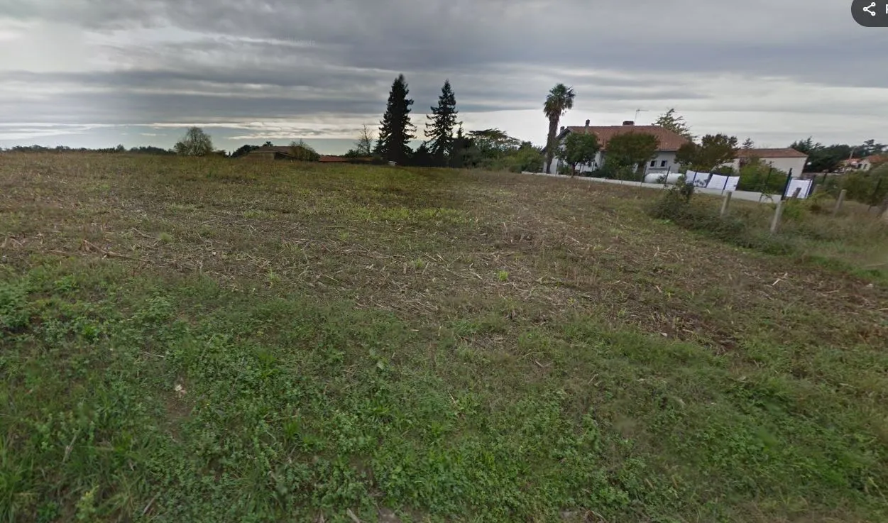 Terrain à bâtir 958 m² à Mugron (40250)