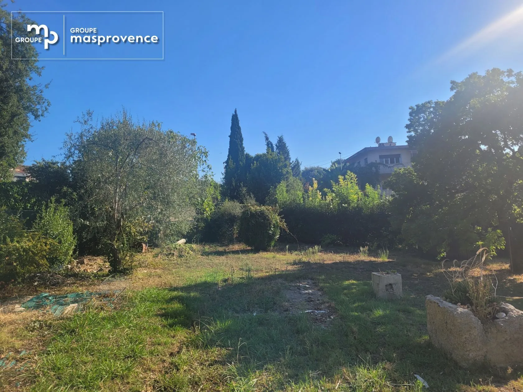 Terrain à bâtir 1100 m² à Cagnes-sur-Mer (06800)