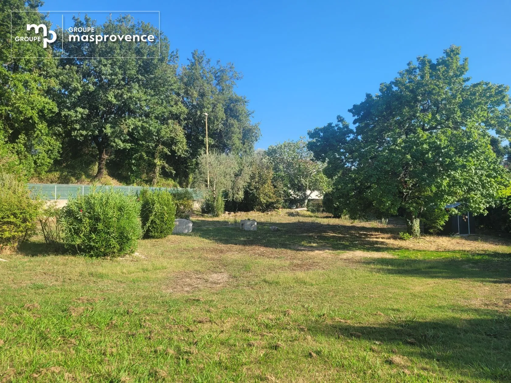Terrain à bâtir 1100 m² à Cagnes-sur-Mer (06800)
