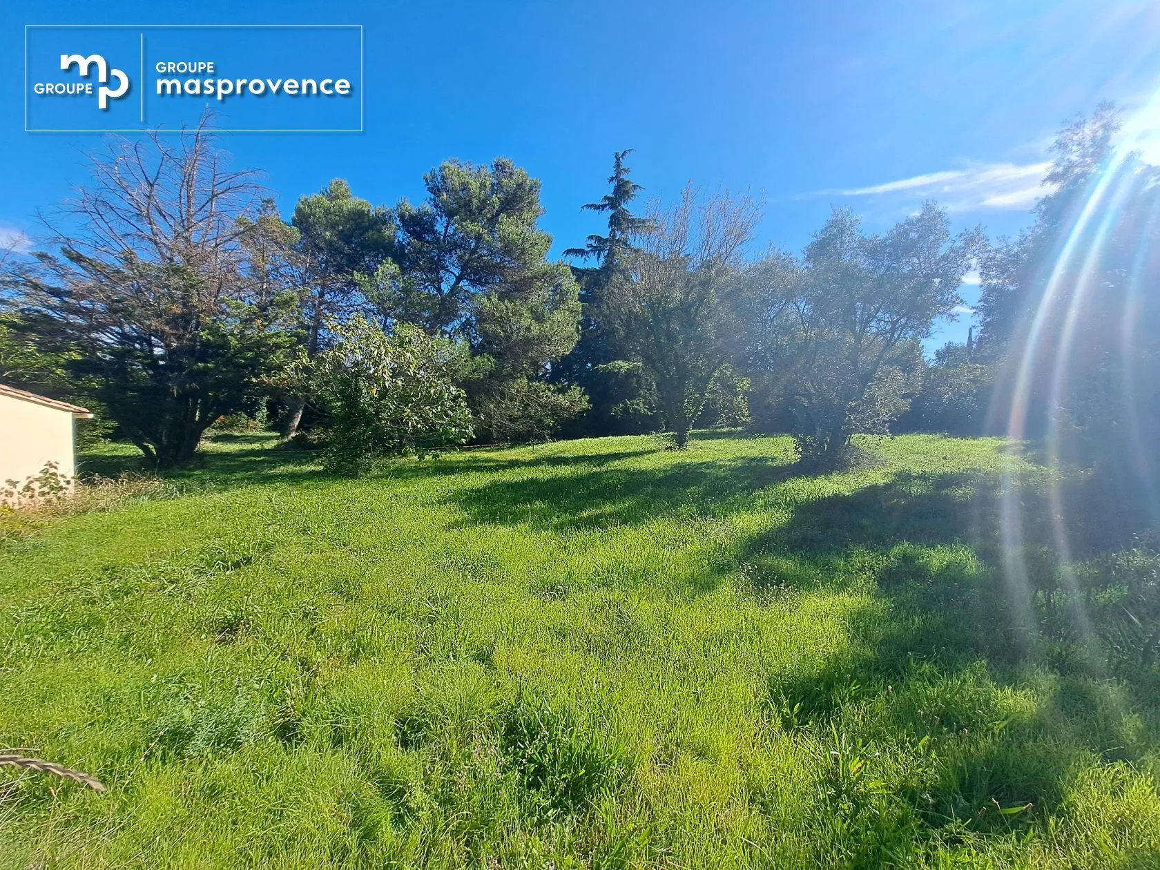 Terrain à bâtir 850 m² à Saint-Laurent-des-Arbres (30126)