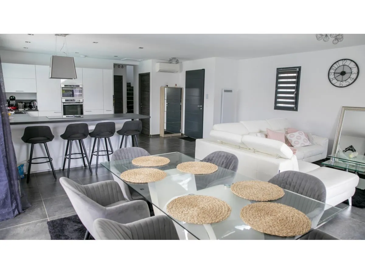 Maison neuve 124 m² à Maubec (84660)