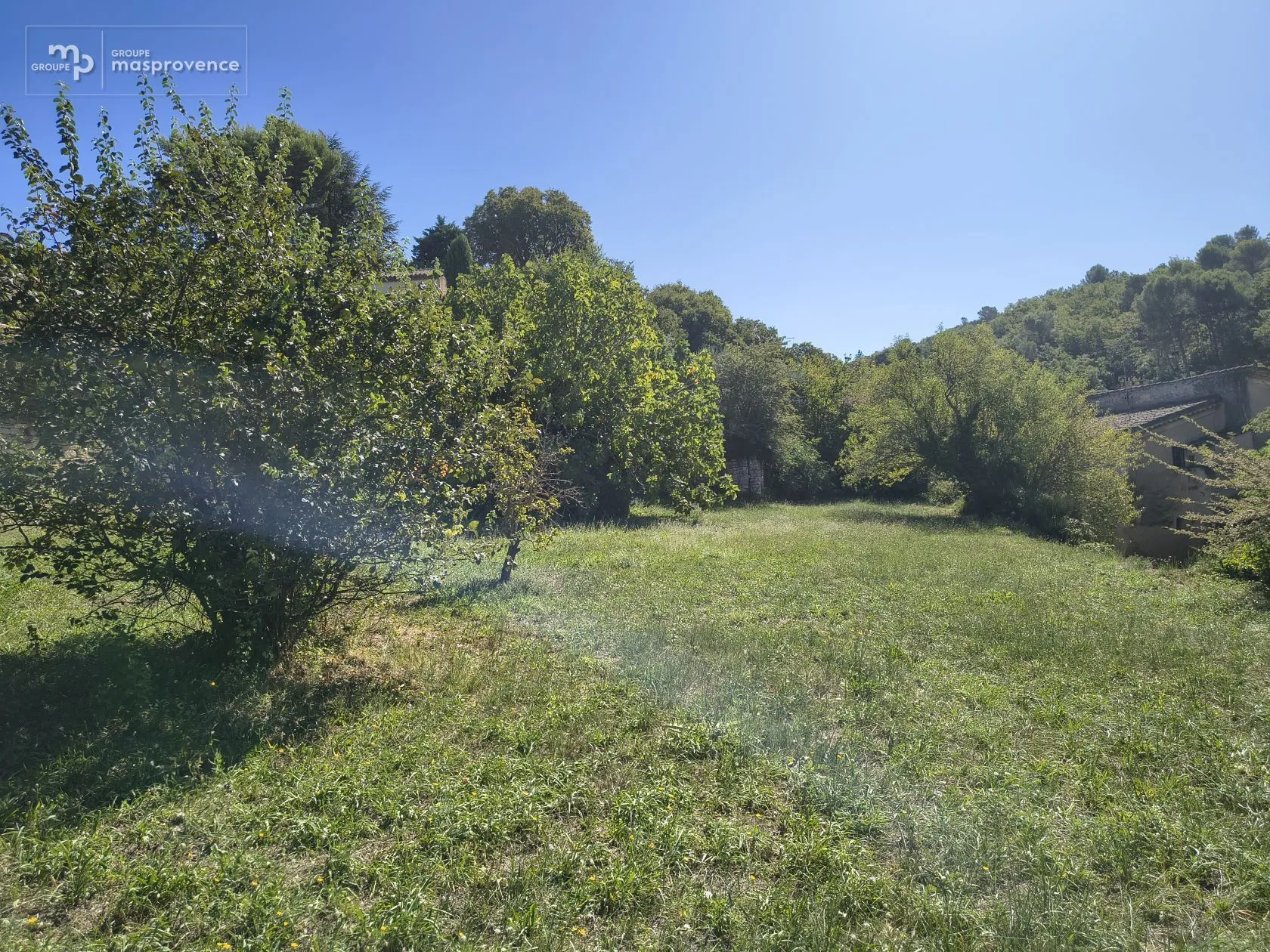 Terrain à bâtir 990 m² à Bonnieux (84480)