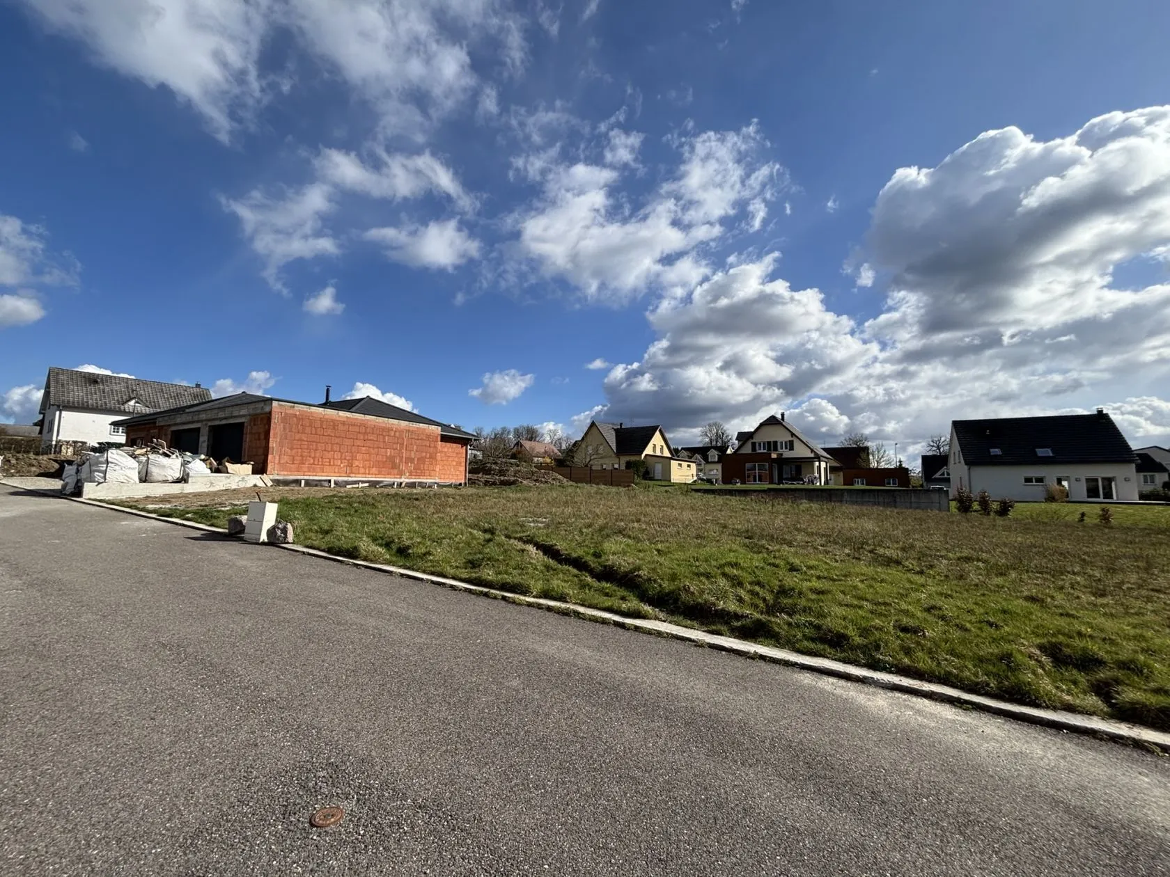 Terrain à bâtir 348 m² à Phalsbourg (57370)