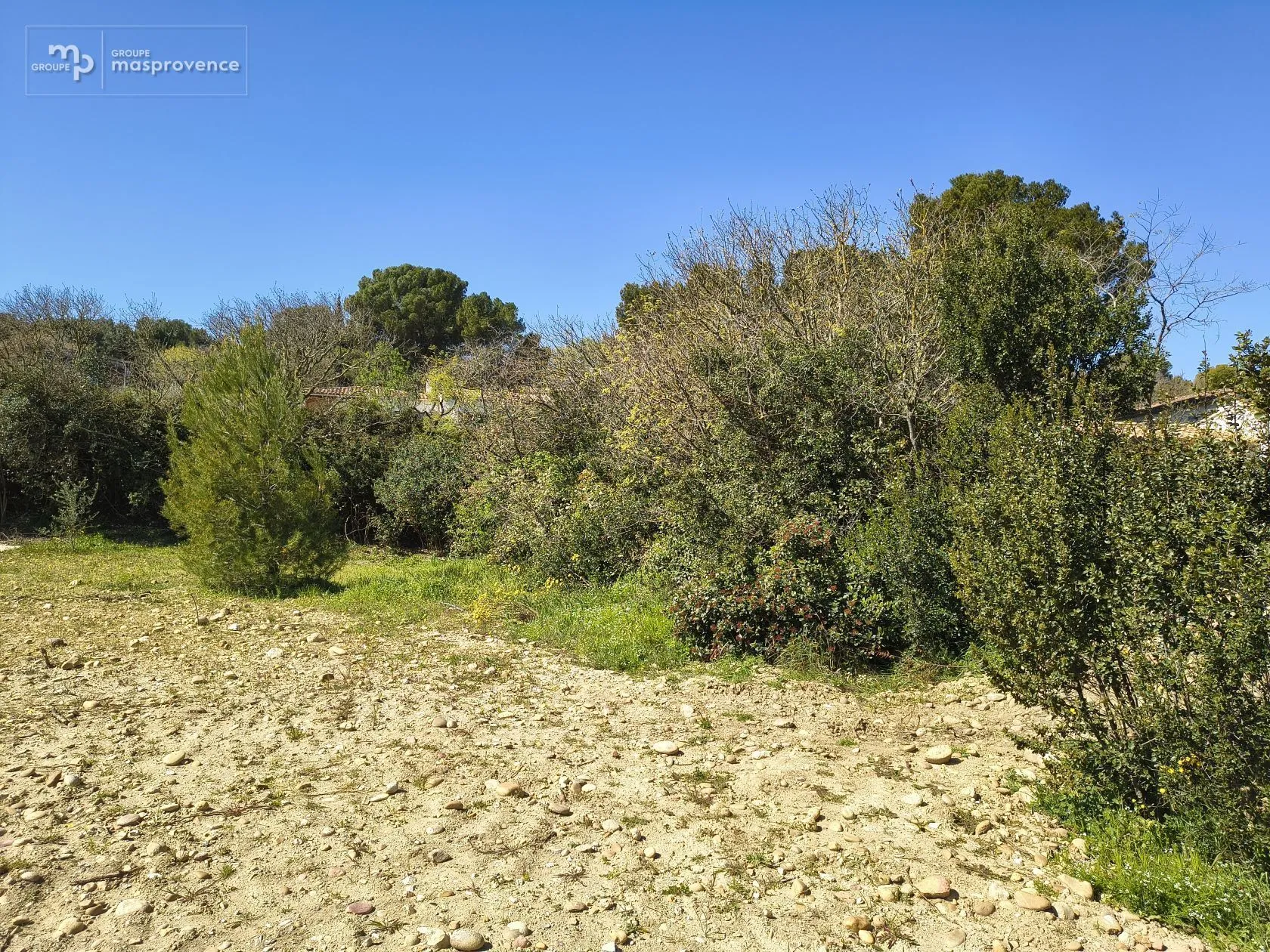 Terrain à bâtir 675 m² à Châteauneuf-de-Gadagne (84470)