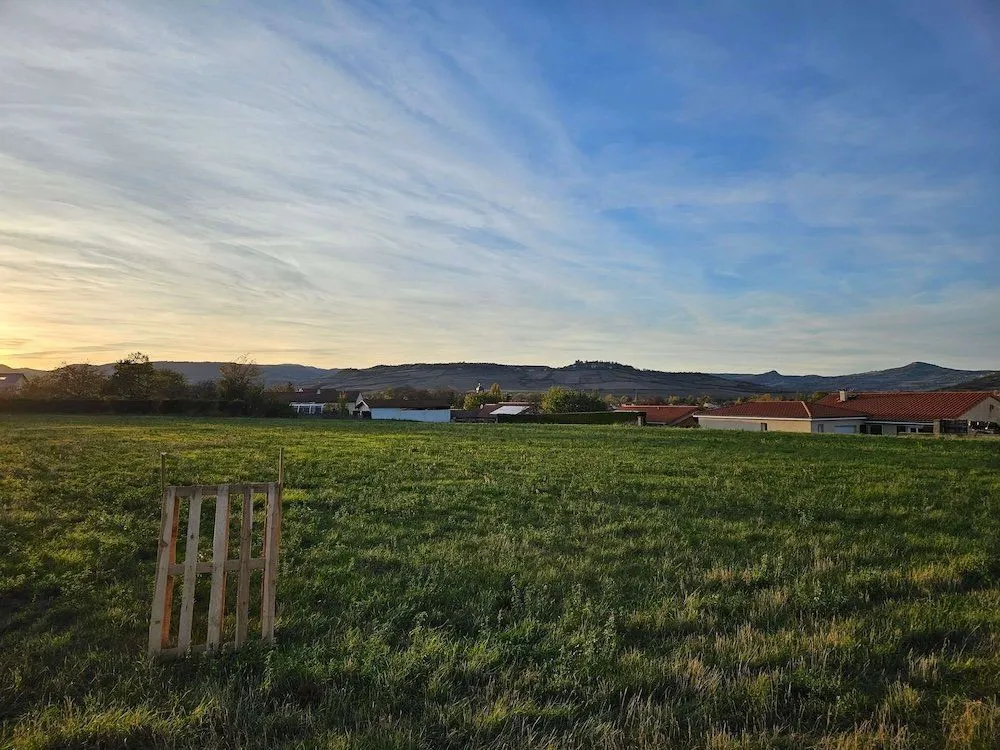 Terrain à bâtir 510 m² à Saint-Germain-Lembron (63340)