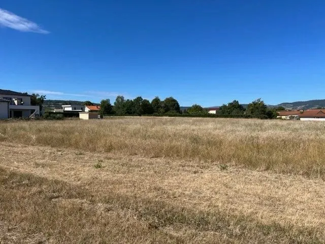 Terrain à bâtir 510 m² à Saint-Germain-Lembron (63340)