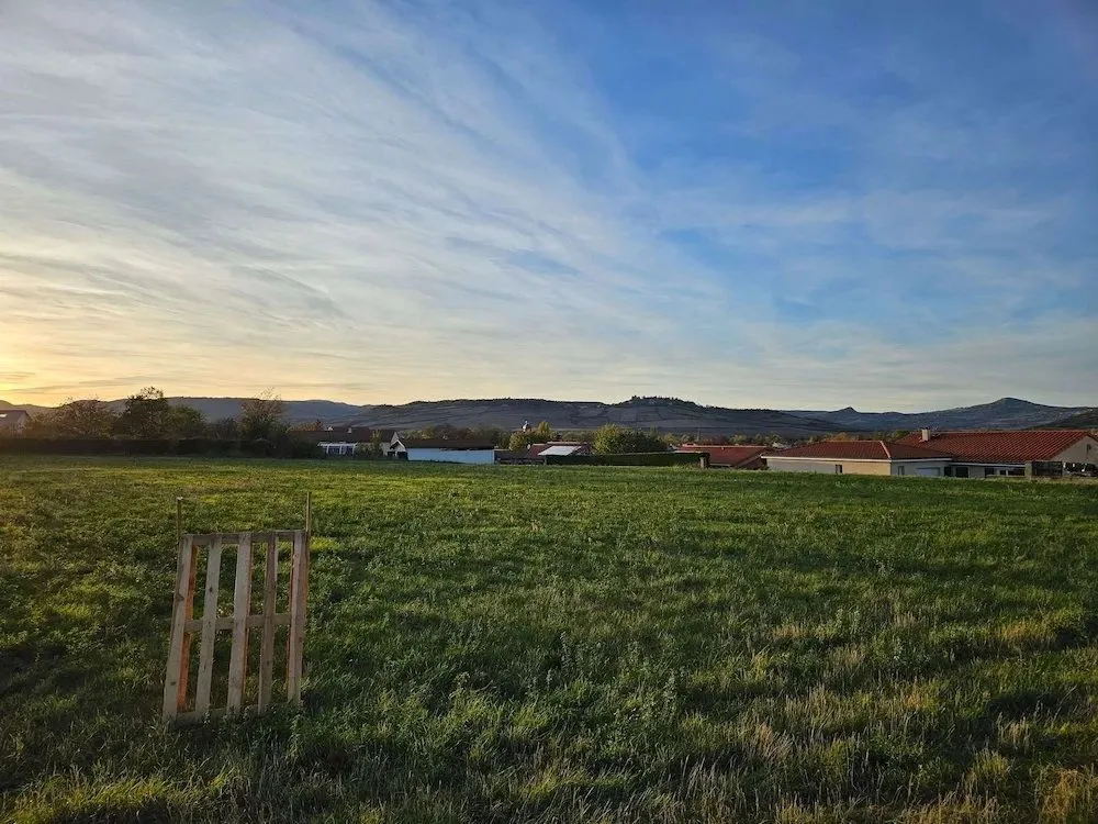 Terrain à bâtir 510 m² à Saint-Germain-Lembron (63340)
