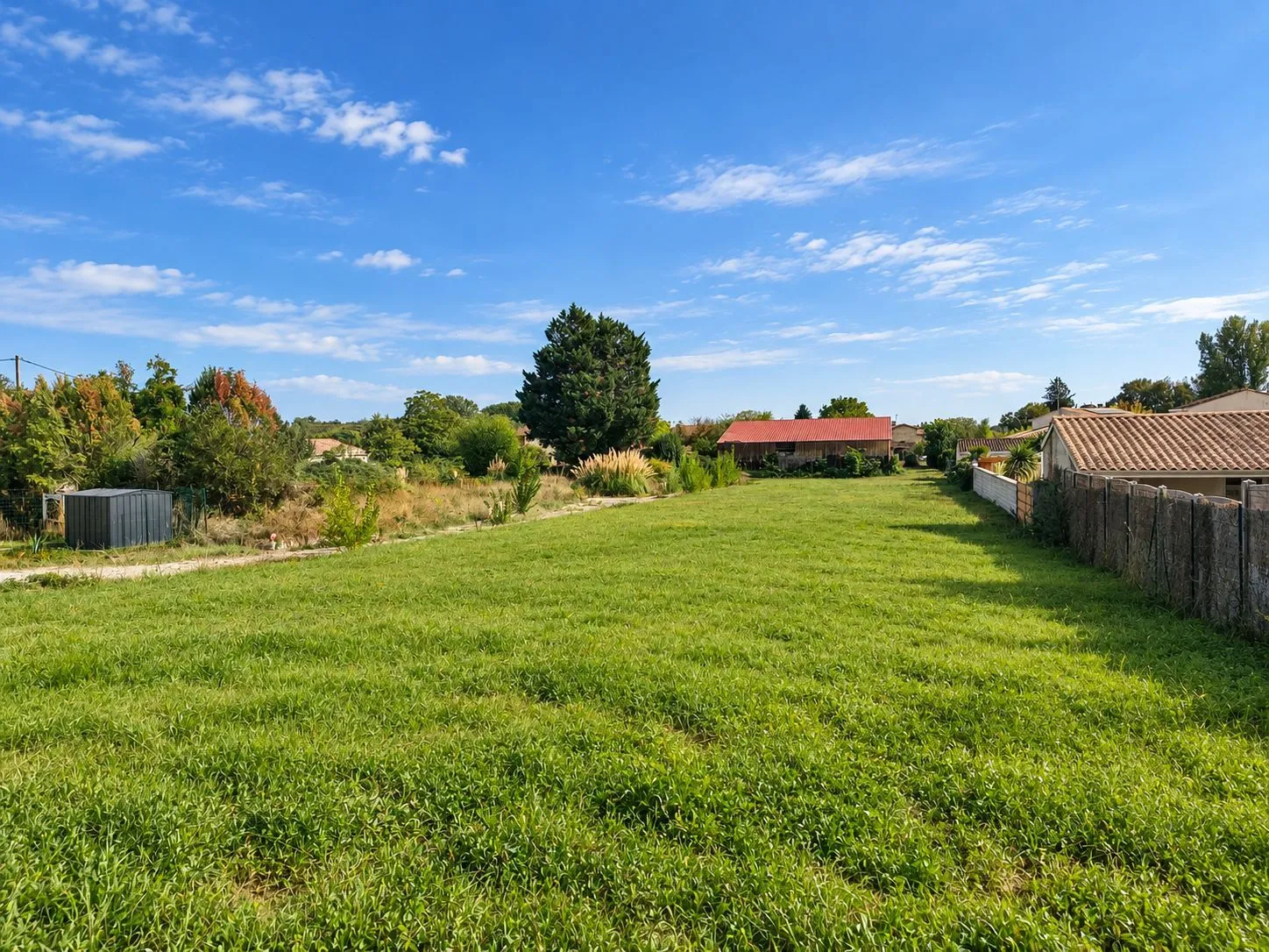 Terrain à bâtir 1785 m² à Arveyres (33500)