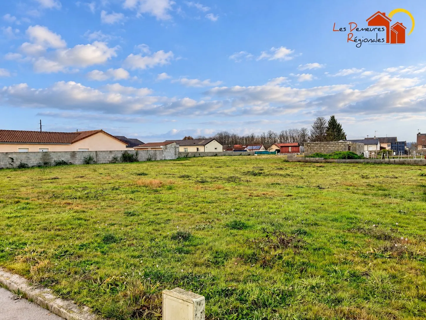 Terrain à bâtir 920 m² à Digoin (71160)