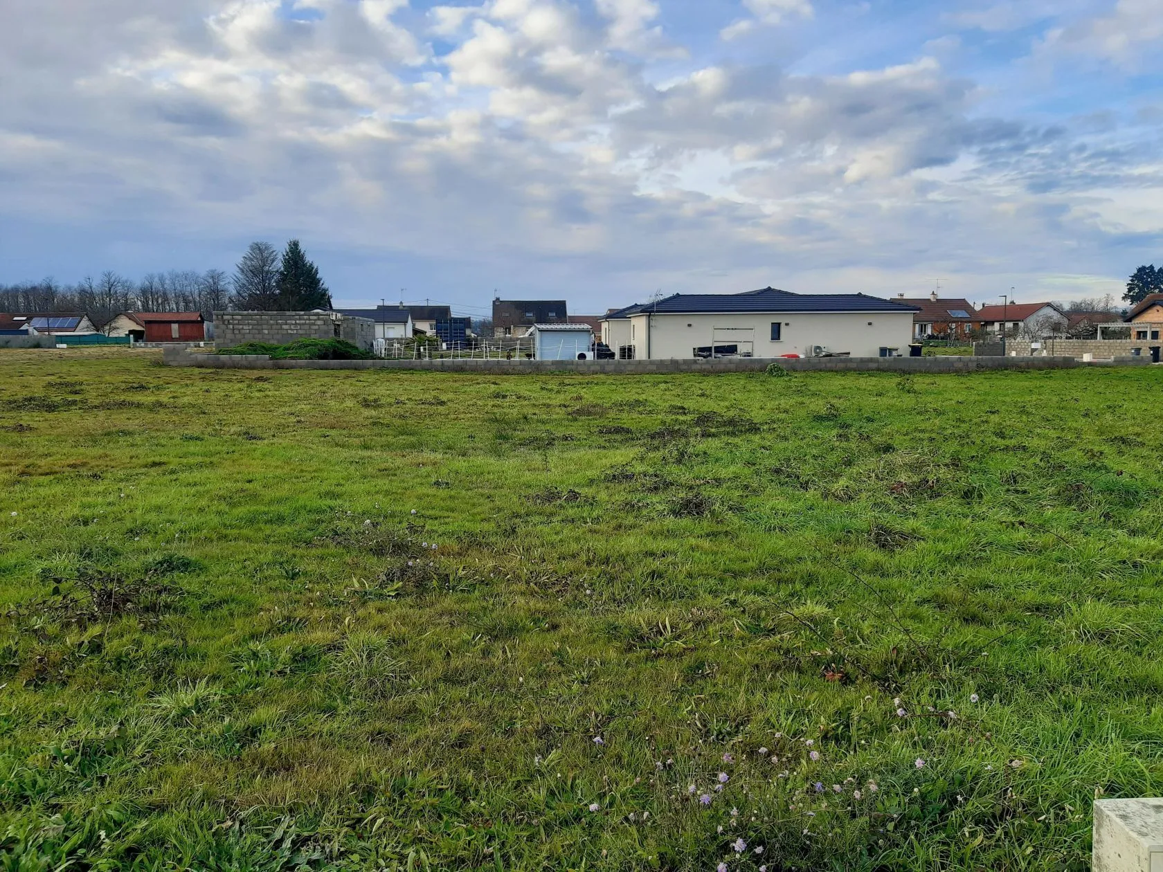 Terrain à bâtir 1865 m² à Digoin (71160)