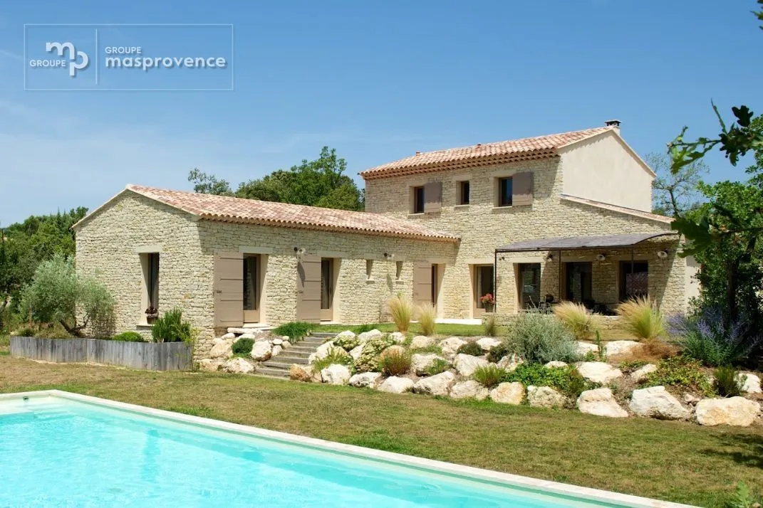 Maison neuve 138 m² à Saint-Restitut (26130)
