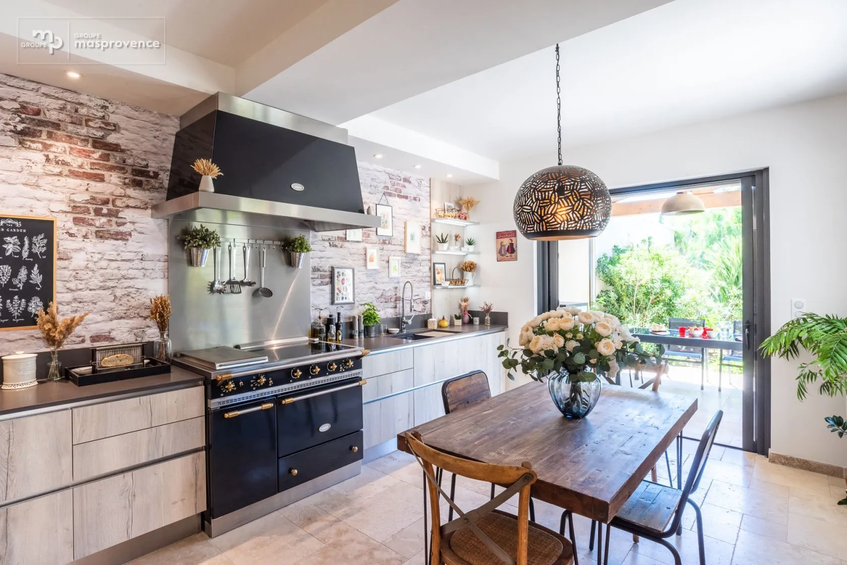 Maison neuve 138 m² à Saint-Restitut (26130)