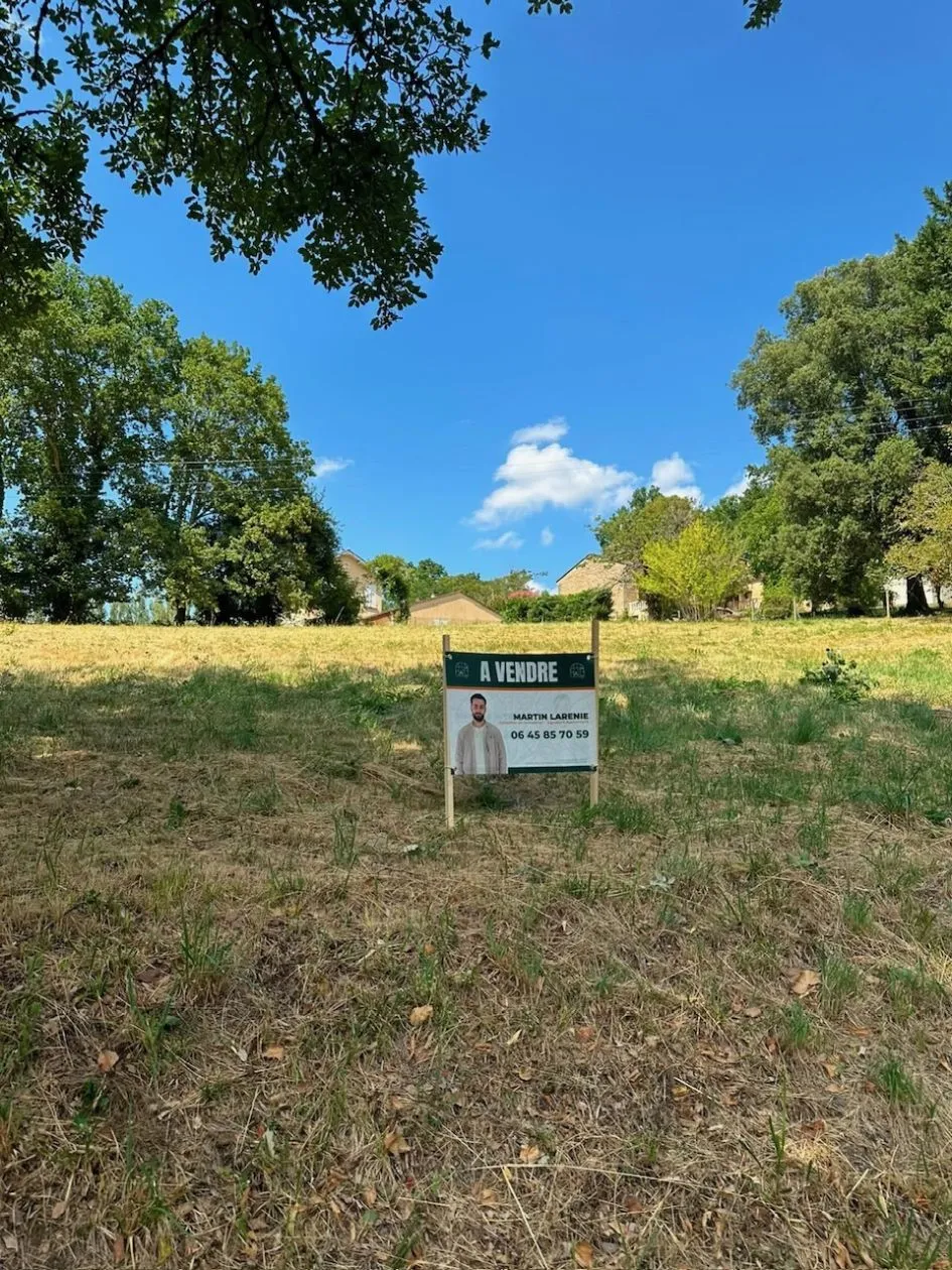 Terrain à bâtir 3855 m² à Sarlat-la-Canéda (24200)