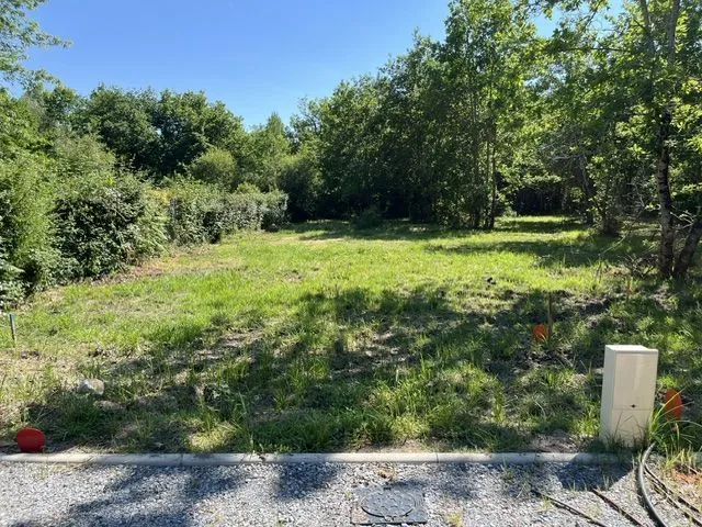 Terrain à bâtir 650 m² au Teich (33470)