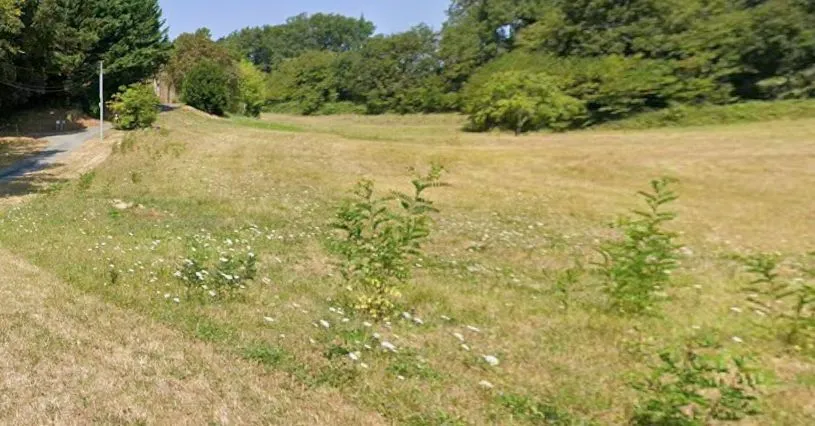 Terrain à bâtir 1584 m² à Sarlat-la-Canéda (24200)