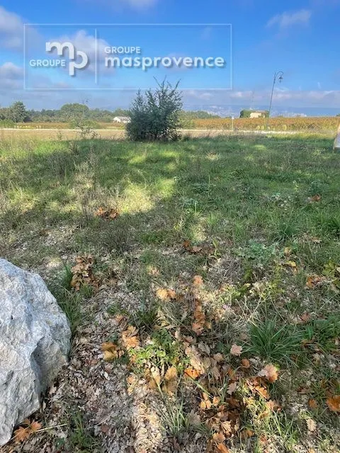Terrain à bâtir 551 m² à Alleins (13980)