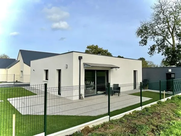 Terrain à bâtir 585 m² à Neuville-de-Poitou (86170)