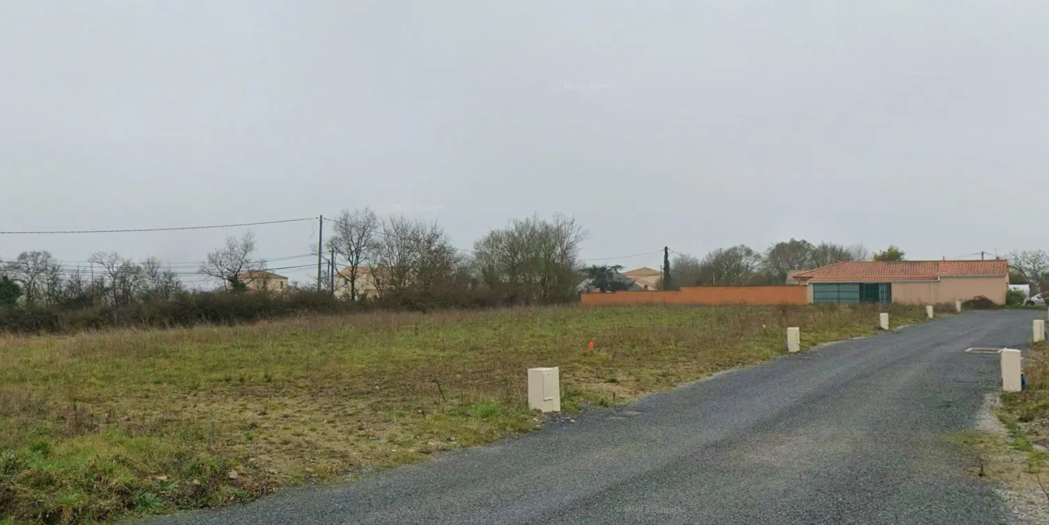Terrain à bâtir 521 m² à Ligné (44850)