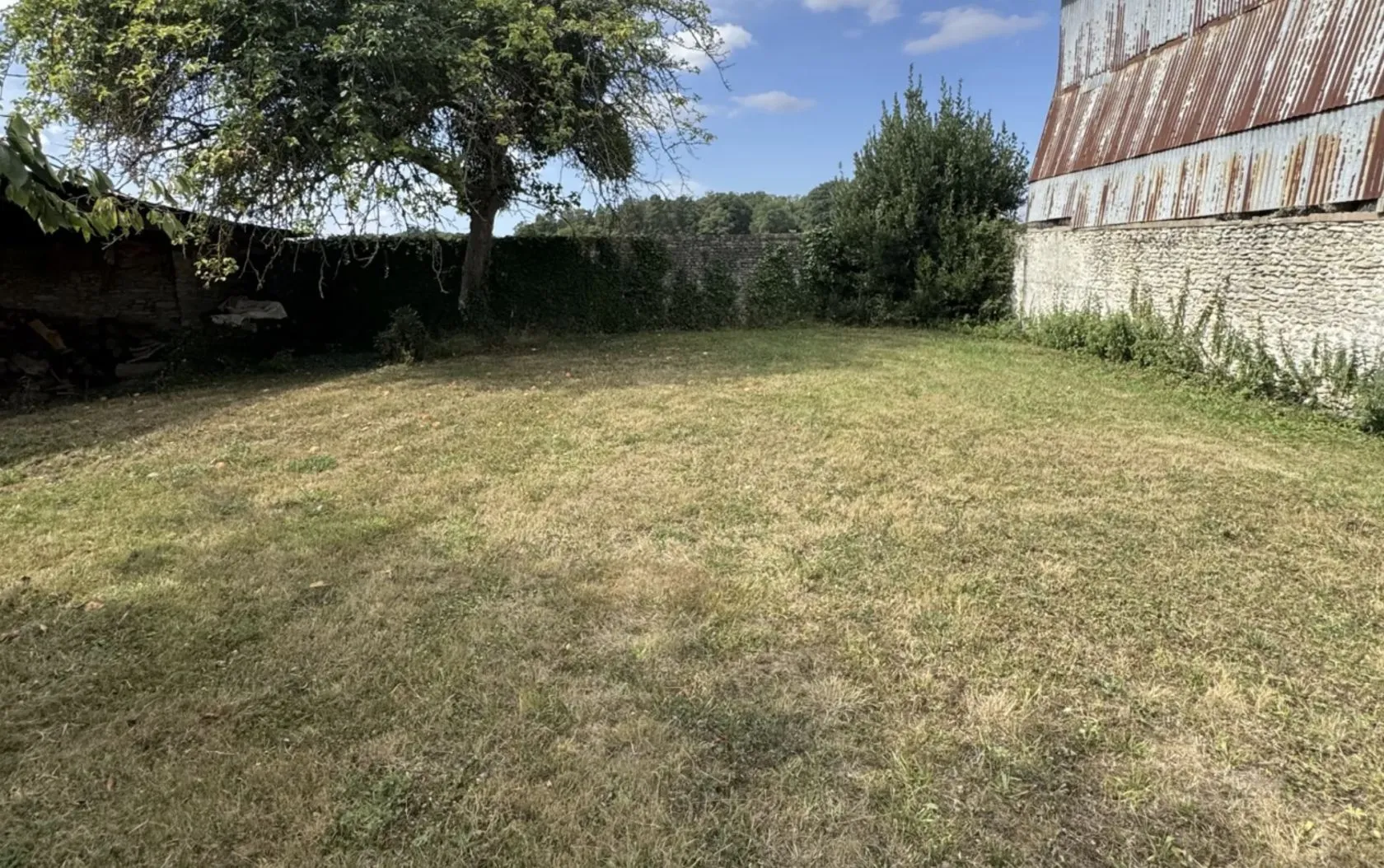 Terrain à bâtir 890 m² à Houdan (78550)