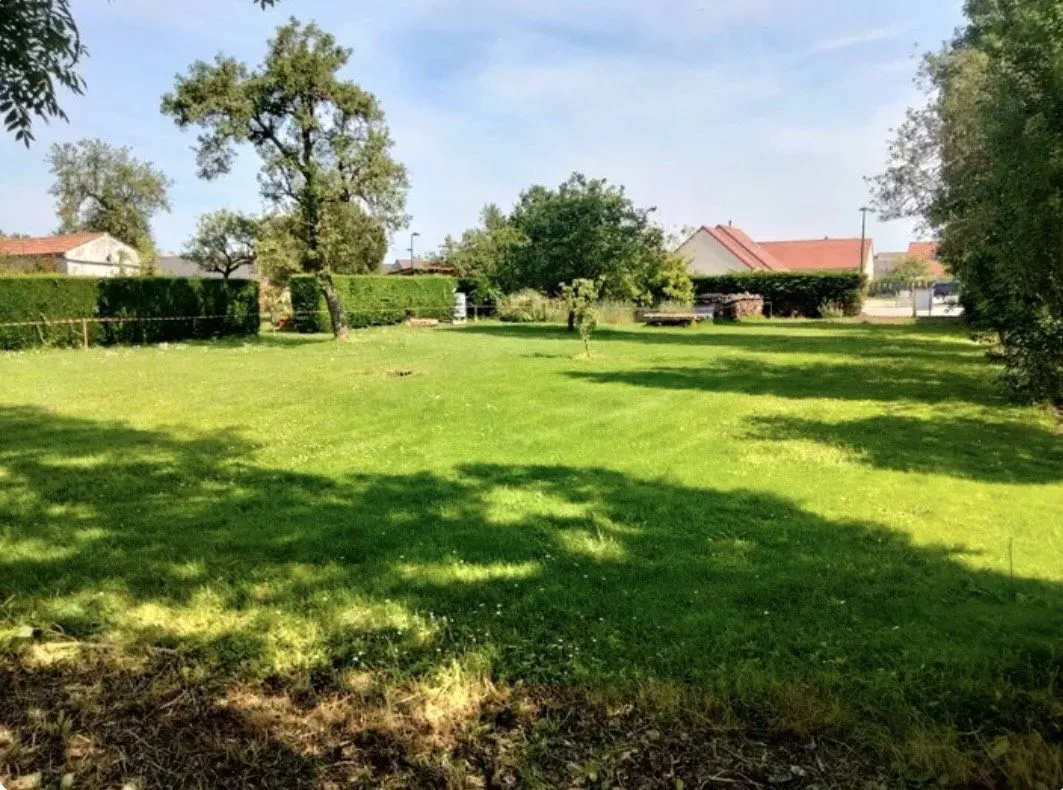 Terrain à bâtir 743 m² à Saint-Aubin-des-Bois (28300)