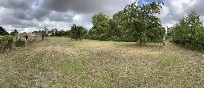 Terrain à bâtir 1289 m² à Celles-sur-Belle (79370)