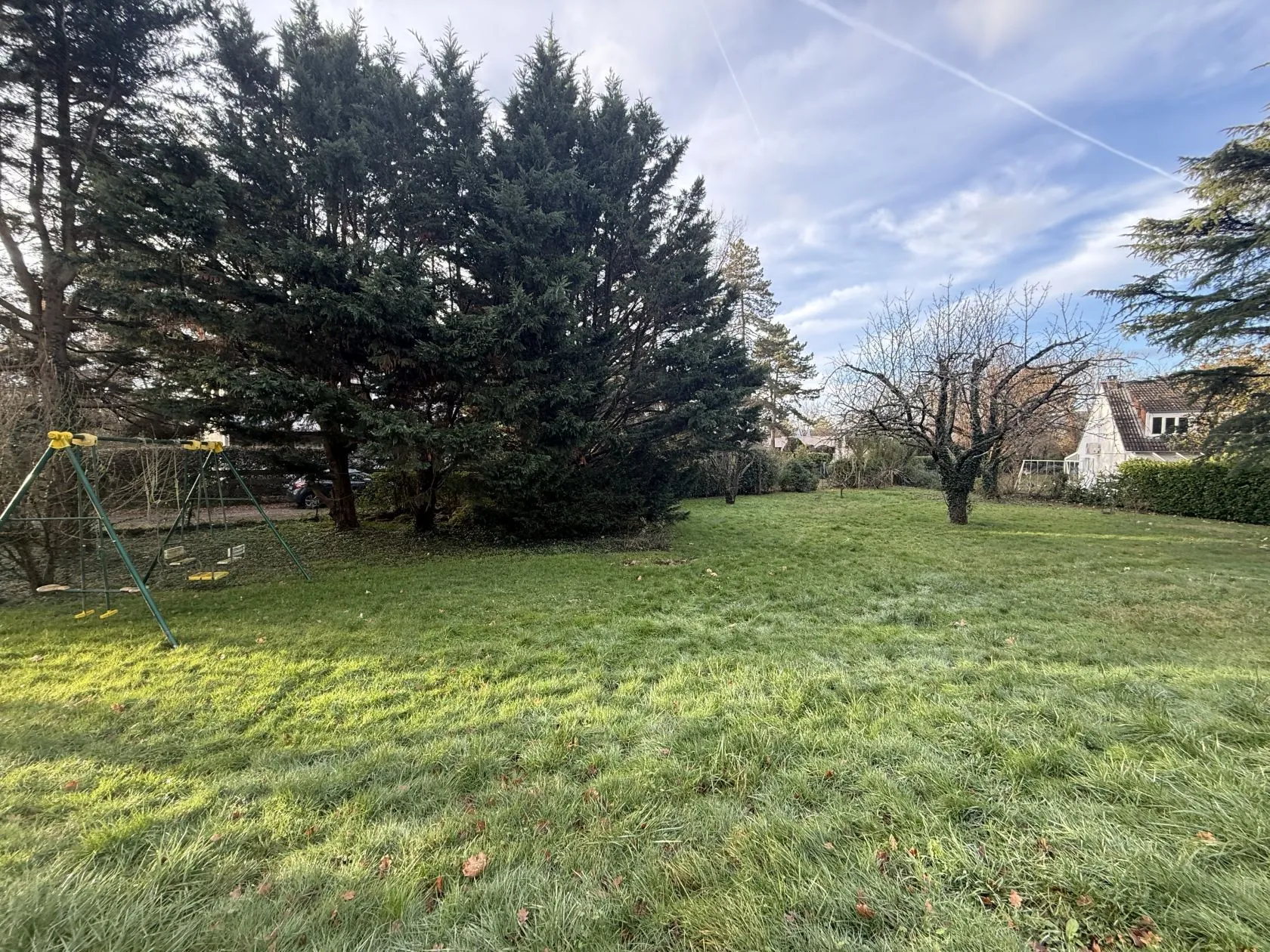 Terrain à bâtir 930 m² à Charbonnières-les-Bains (69260)