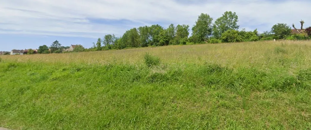 Terrain à bâtir à Faverolles-et-Coëmy