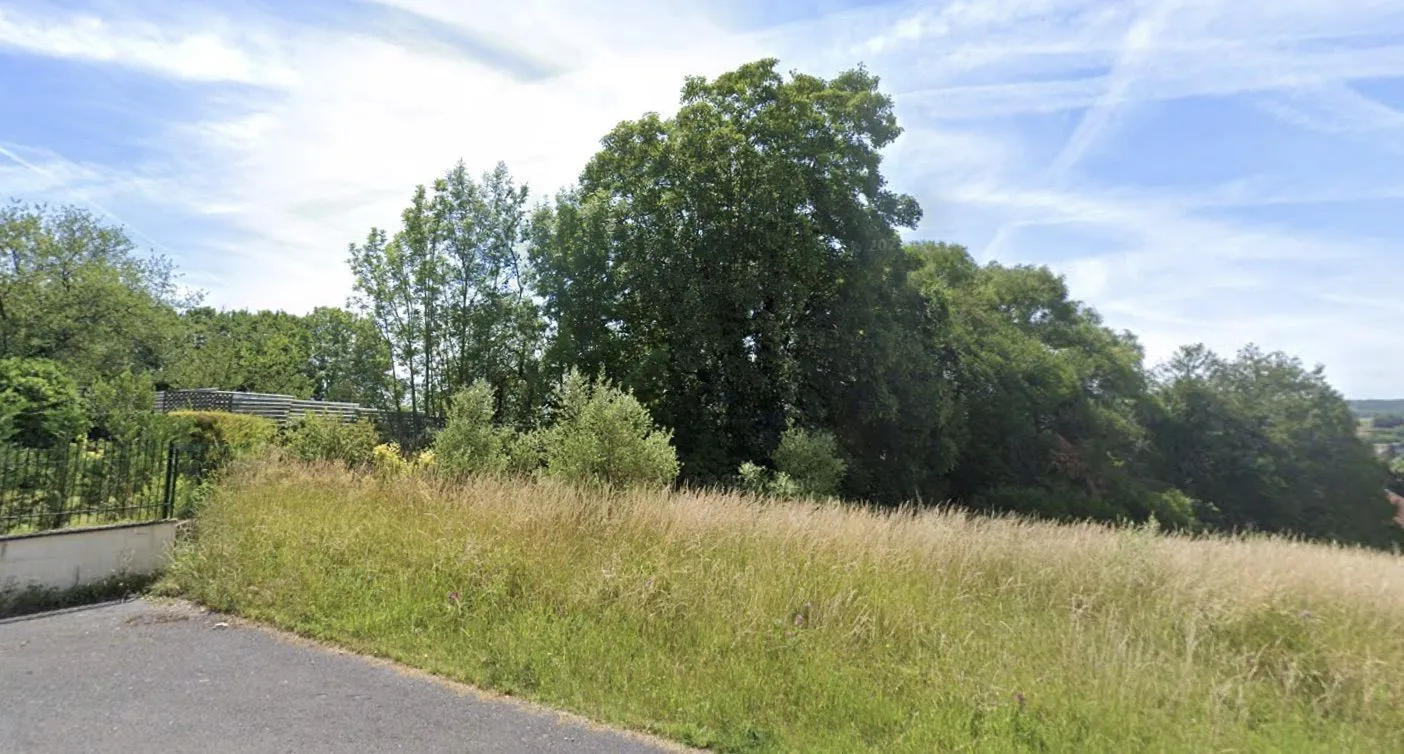 Terrain à bâtir à Neuville-sur-Oise