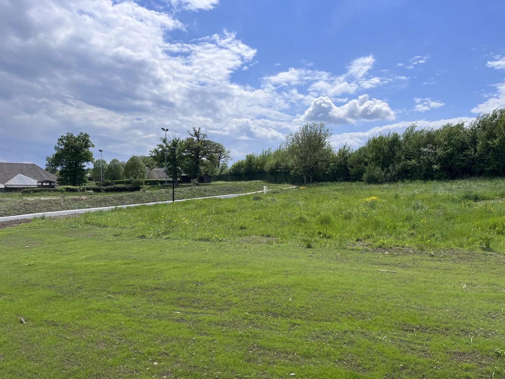 Terrain à bâtir 626 m² à Arpajon-sur-Cère (15130)